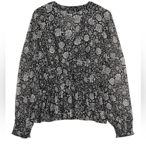 OLD NAVY Black Floral Boho Top Blouse V Neck Empire Waist 3X Witchy Whimsy - Picture 4 of 13